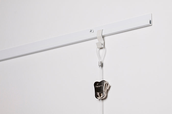 STAS j-rail S-crochet: rail discret et robuste pour tous vos cadres.