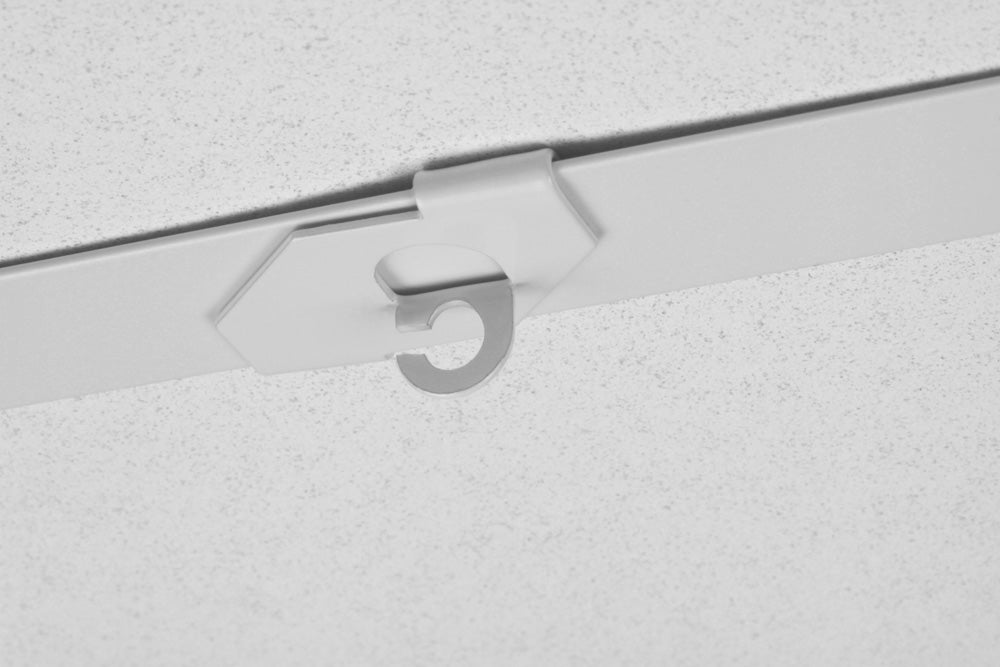 Crochet fixation plafond suspendu, parfait pour attacher un cordon, supporte jusqu'à 2,5 kg.